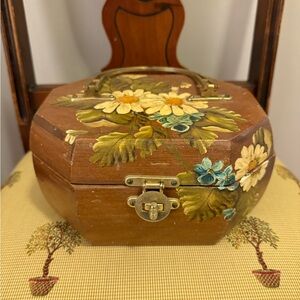 Vintage Wooden Box Purse 70’s hand painted